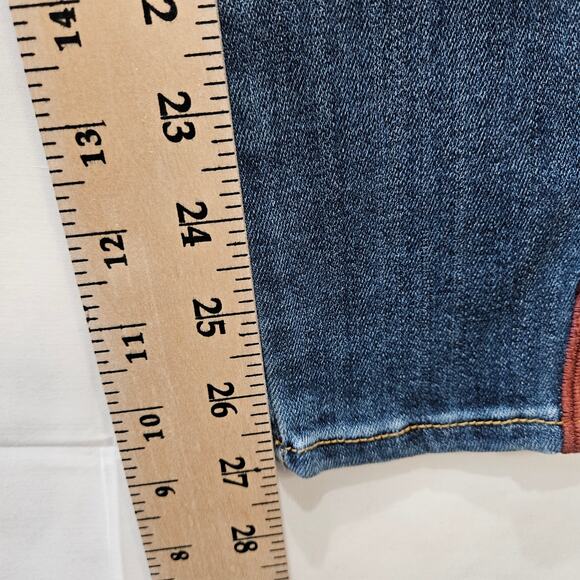 Driftwood Jeans Jackie High Rise Embroidered Blue Size 24x27 - Picture 10 of 11